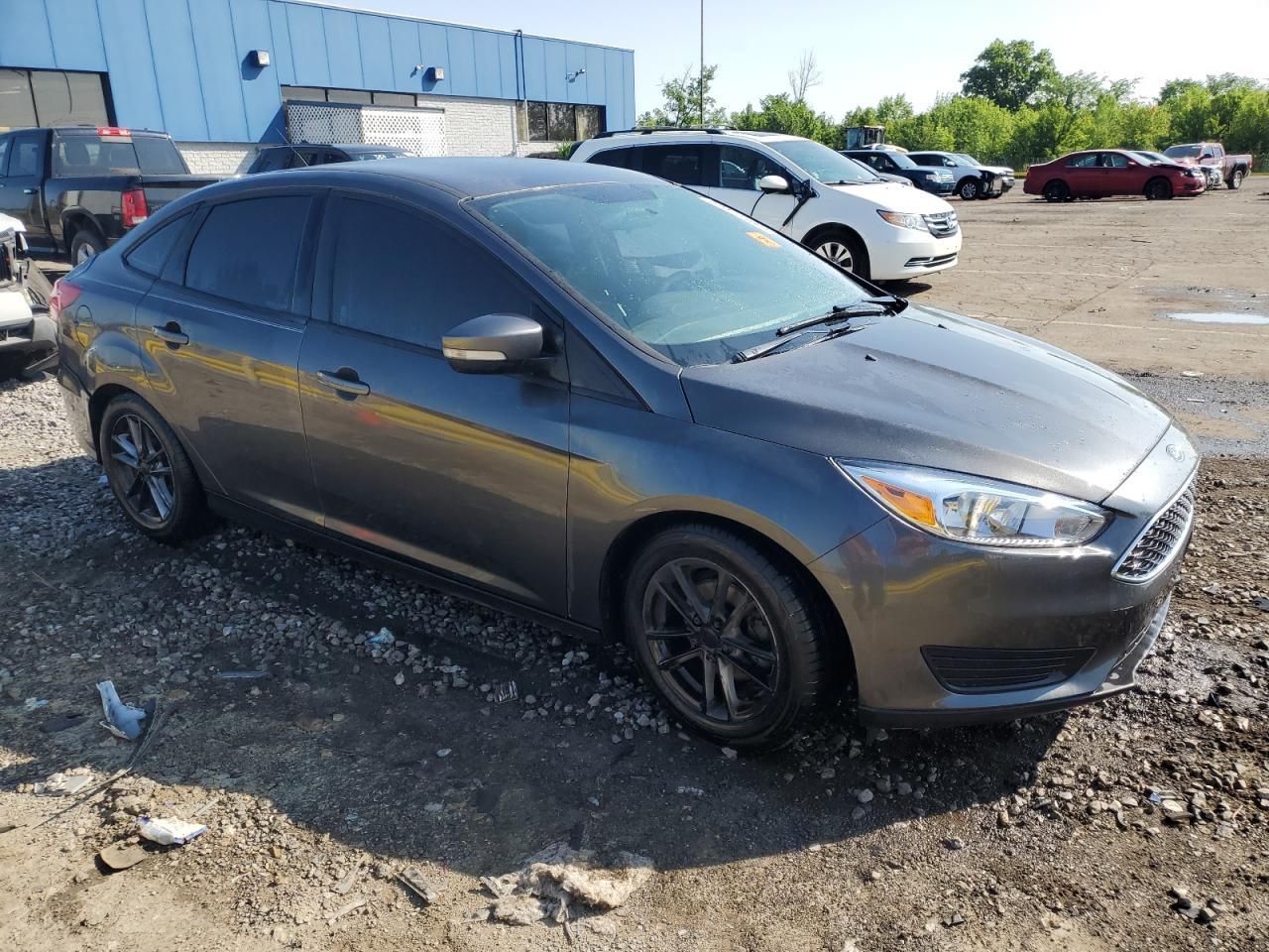 2016 Ford Focus Se - Фото 4