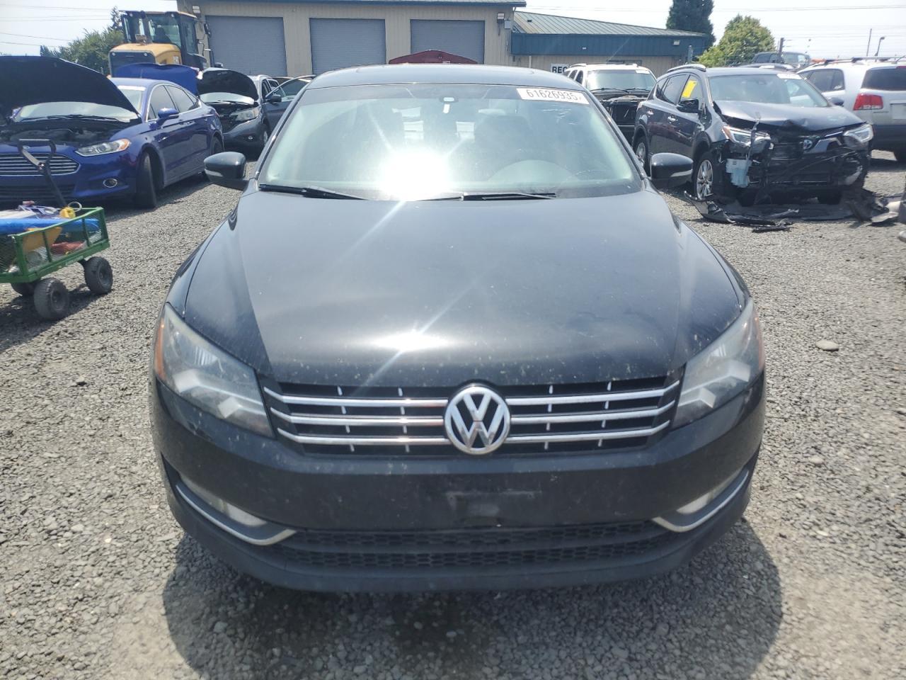 2014 Volkswagen Passat Sel - Image 5