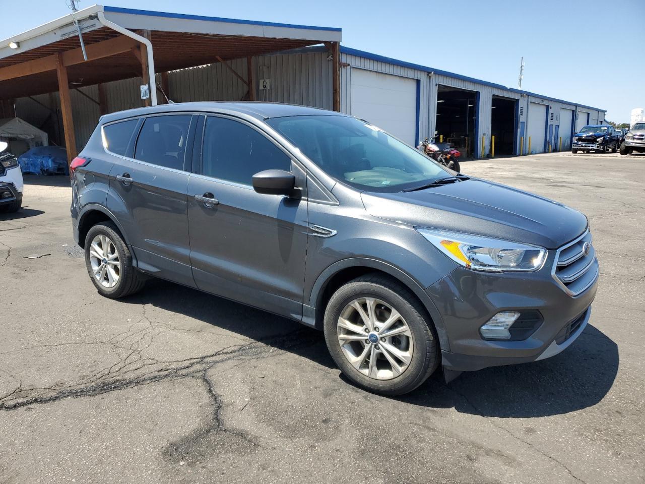 2019 Ford Escape Se - Фото 4