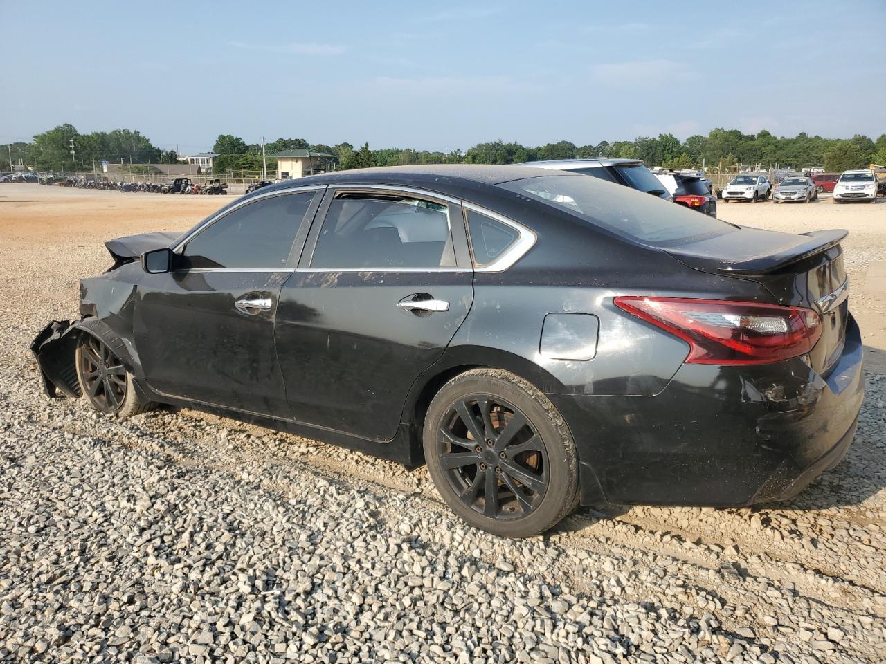 2017 Nissan Altima 2.5 - Фото 3