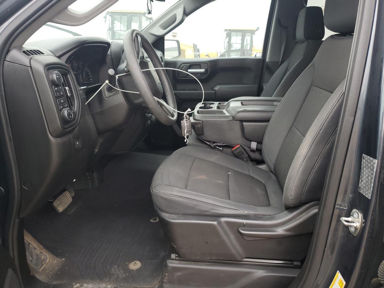 2019 Chevrolet Silverado K1500 Custom - Фото 7