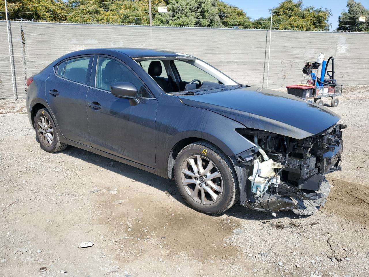 2015 Mazda 3 Touring - Image 4