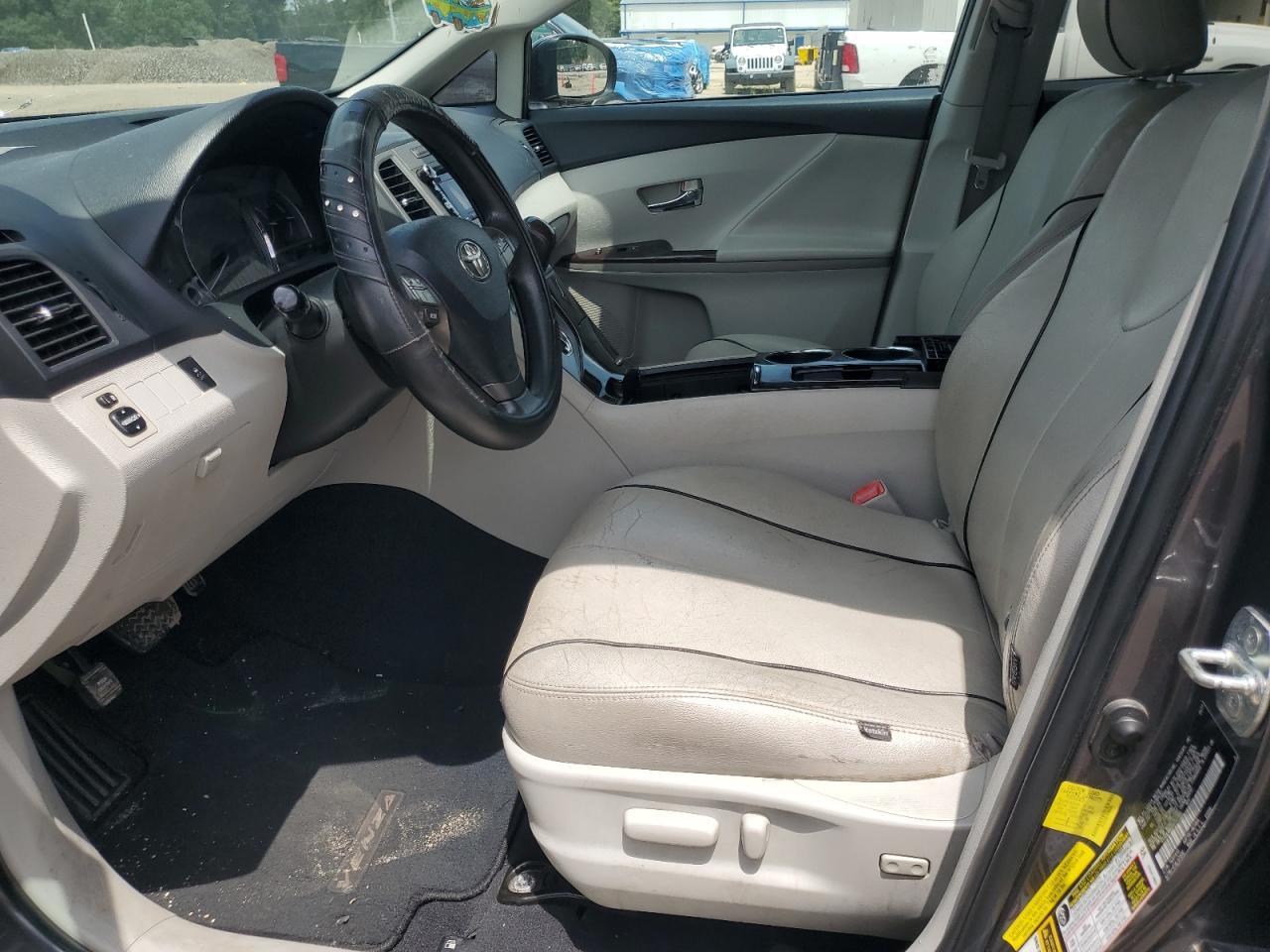 2011 Toyota Venza - Image 7