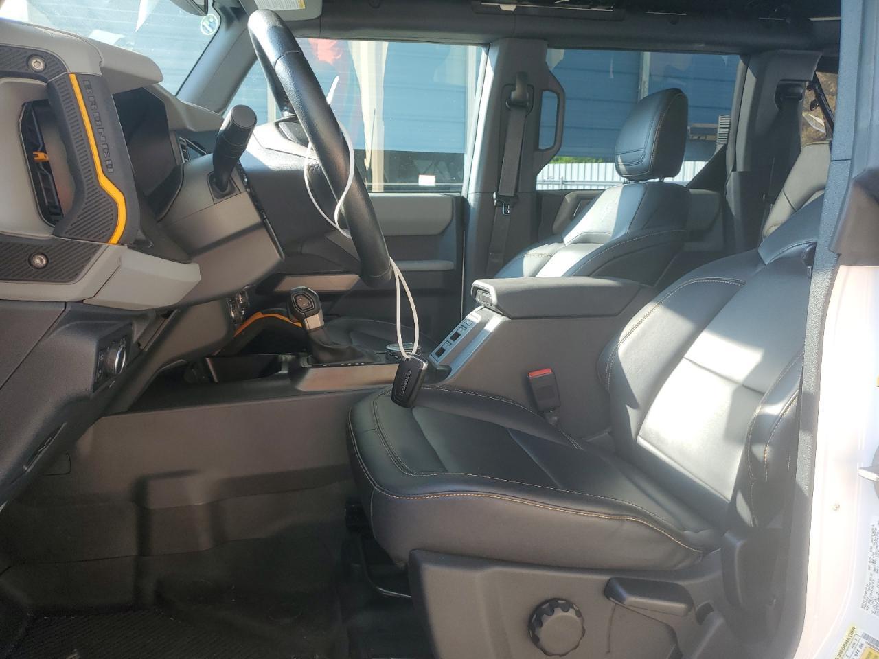 2021 Ford Bronco Base - Image 7