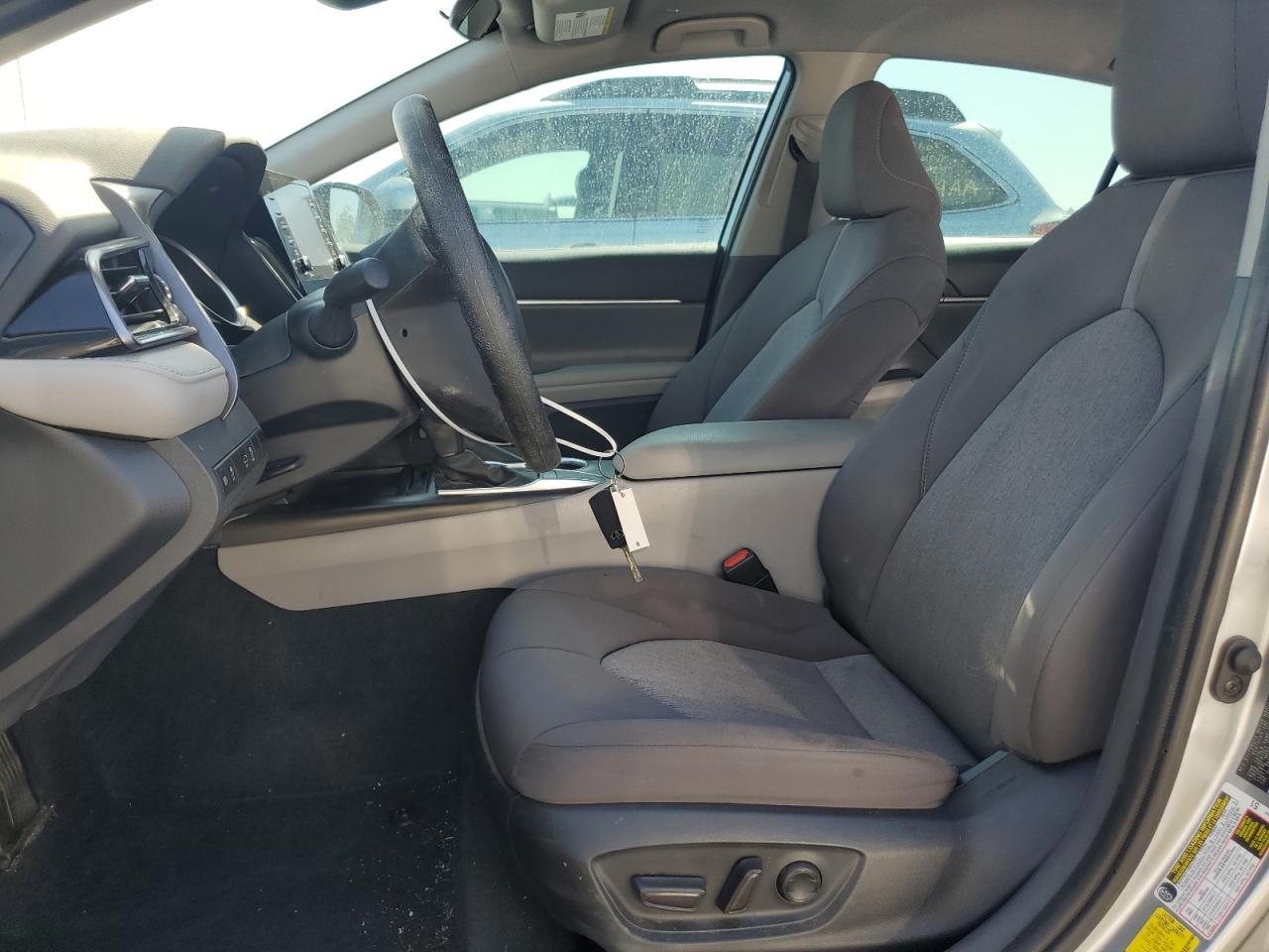 2024 Toyota Camry Le - Image 7
