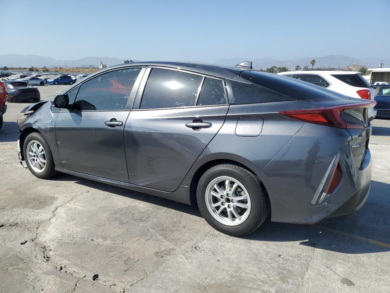 2021 Toyota Prius Prime Le - Фото 2