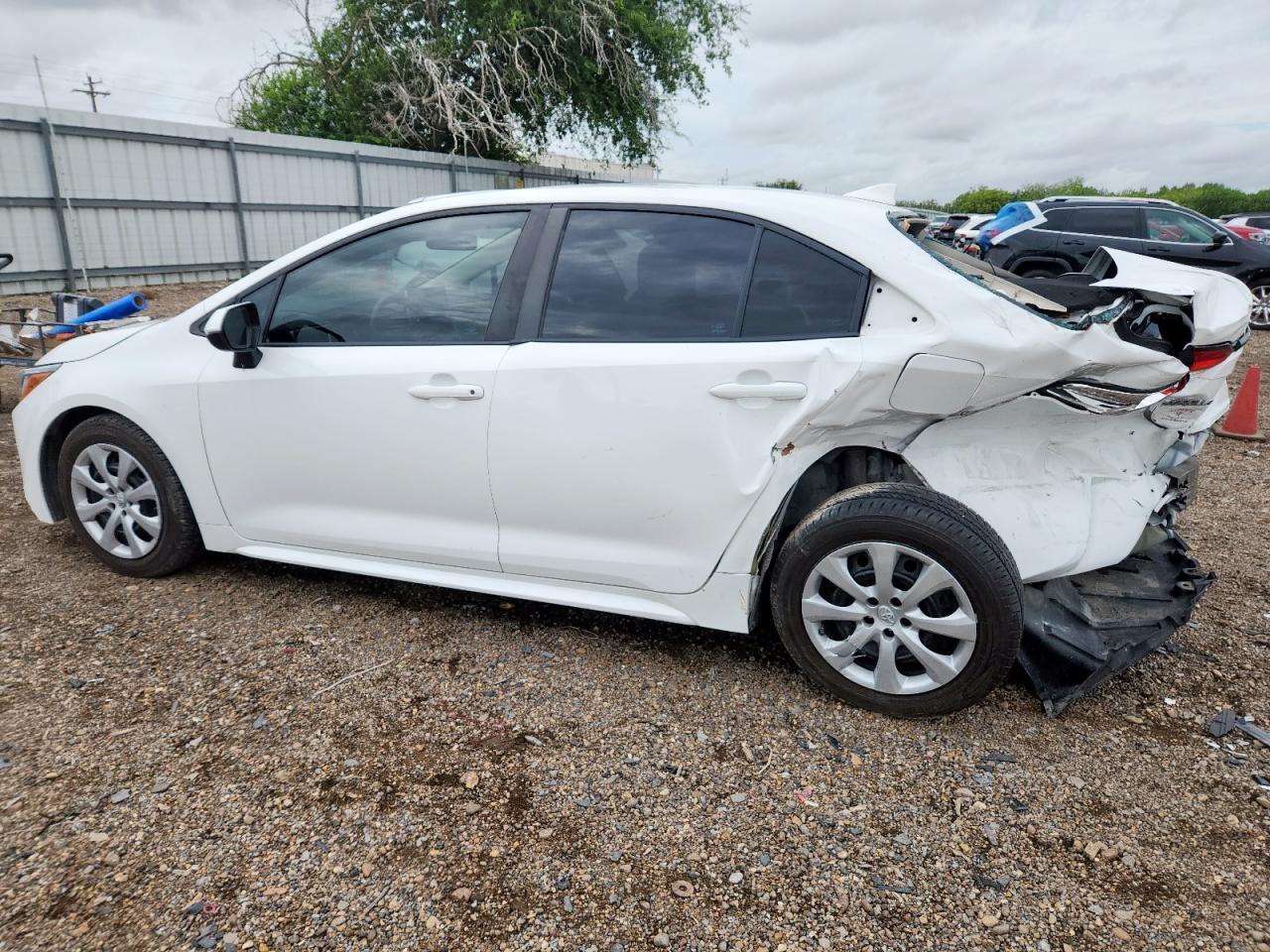 2021 Toyota Corolla Le - Фото 2