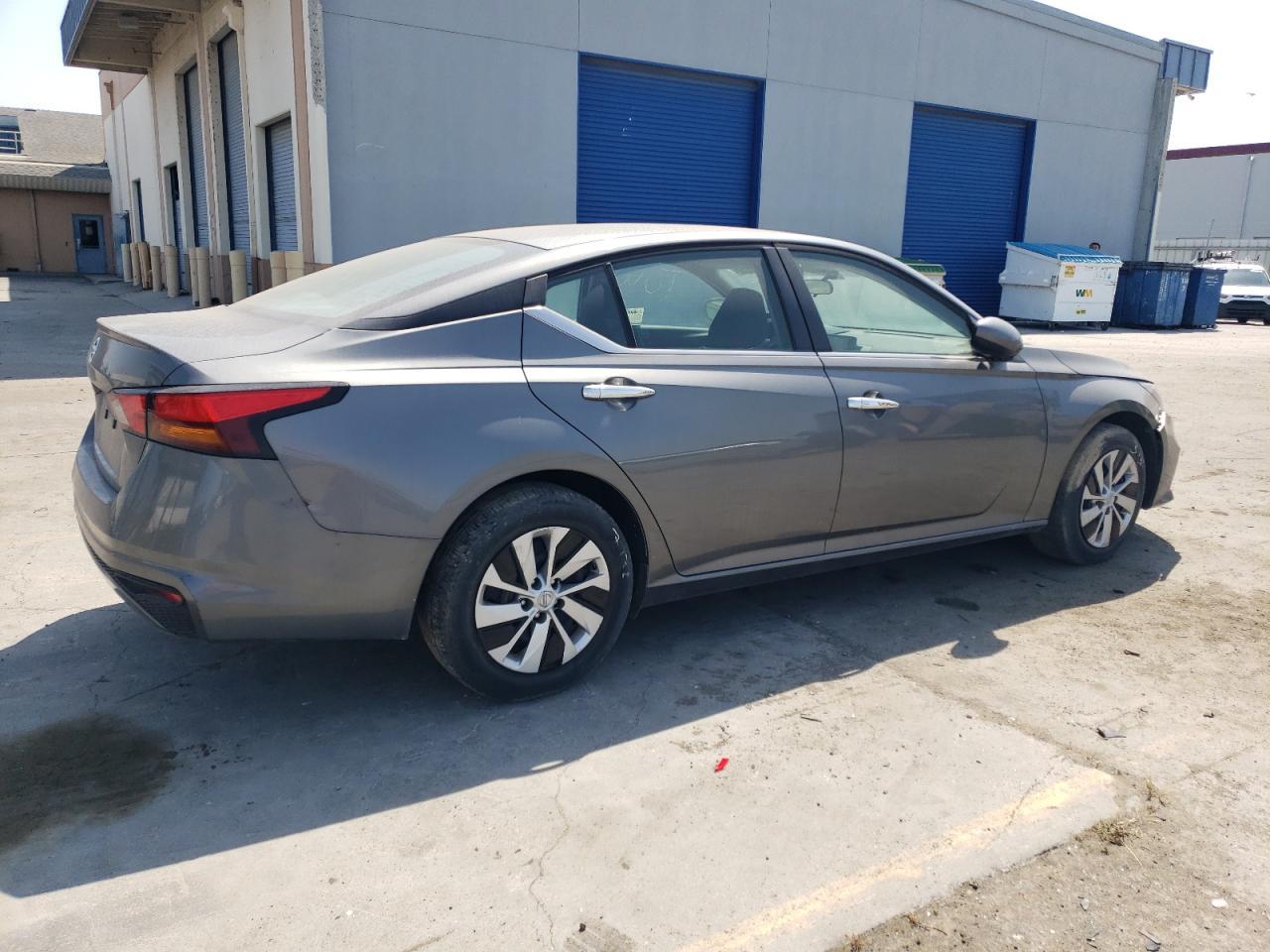 2022 Nissan Altima S - Фото 3