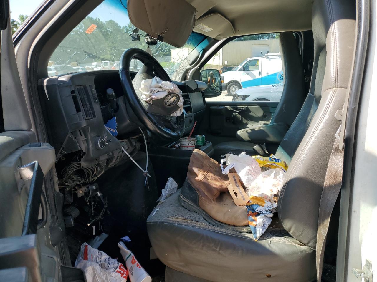 2011 Chevrolet Express G2500 - Фото 7