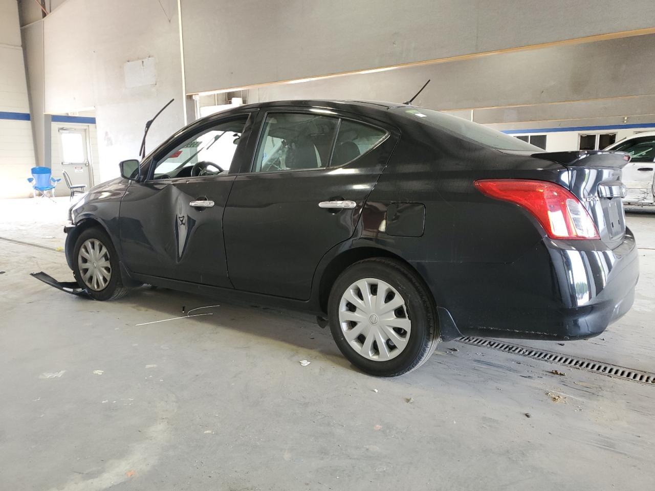 2019 Nissan Versa S - Image 2
