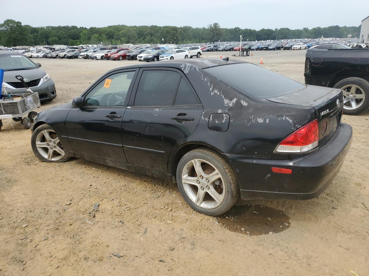 2002 Lexus Is 300 Base - Фото 2