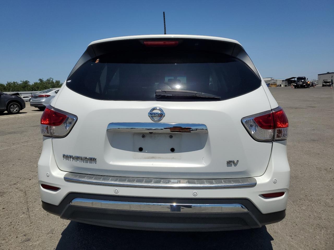 2013 Nissan Pathfinder S - Фото 6