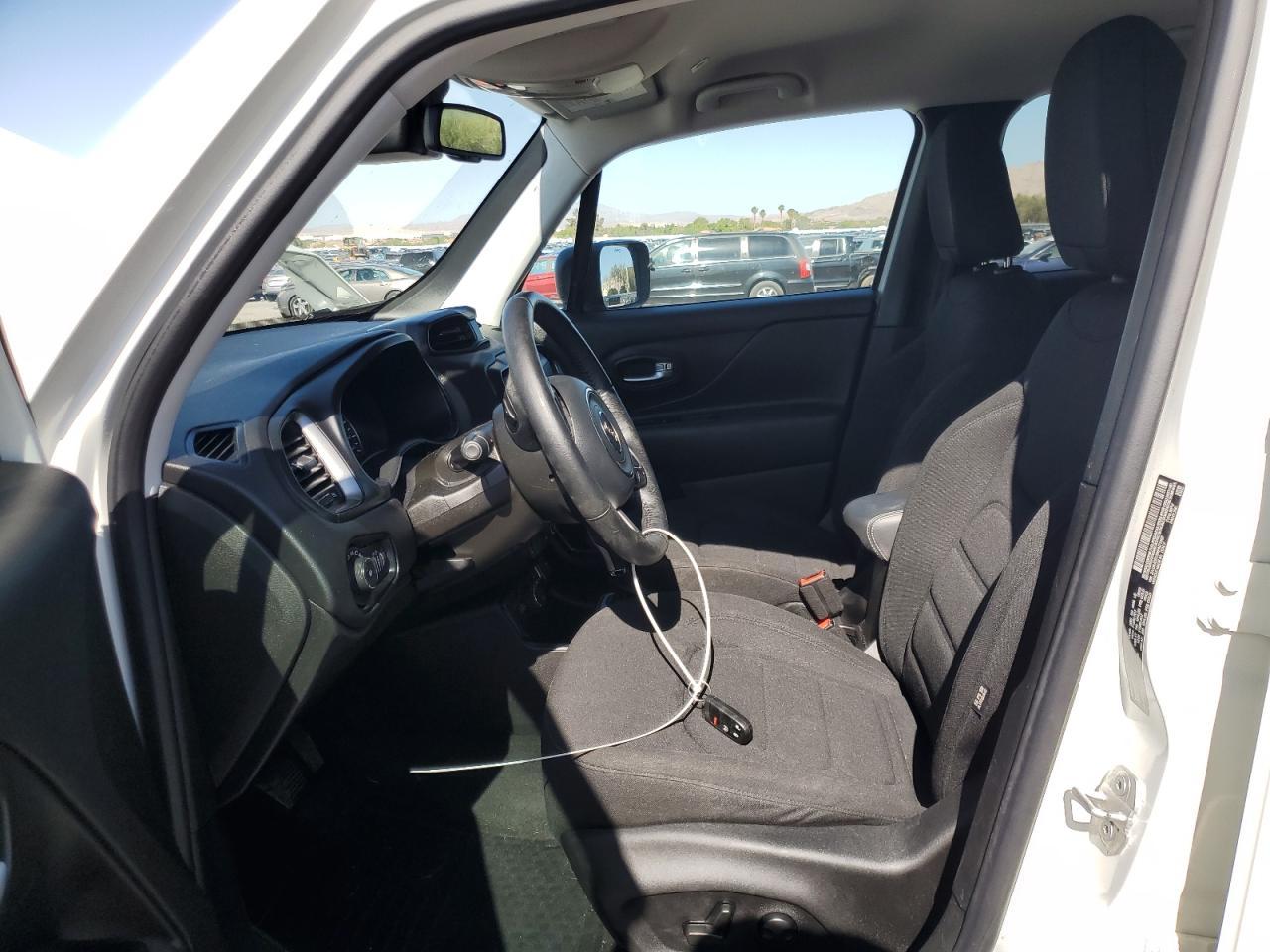 2022 Jeep Renegade Latitude - Image 7