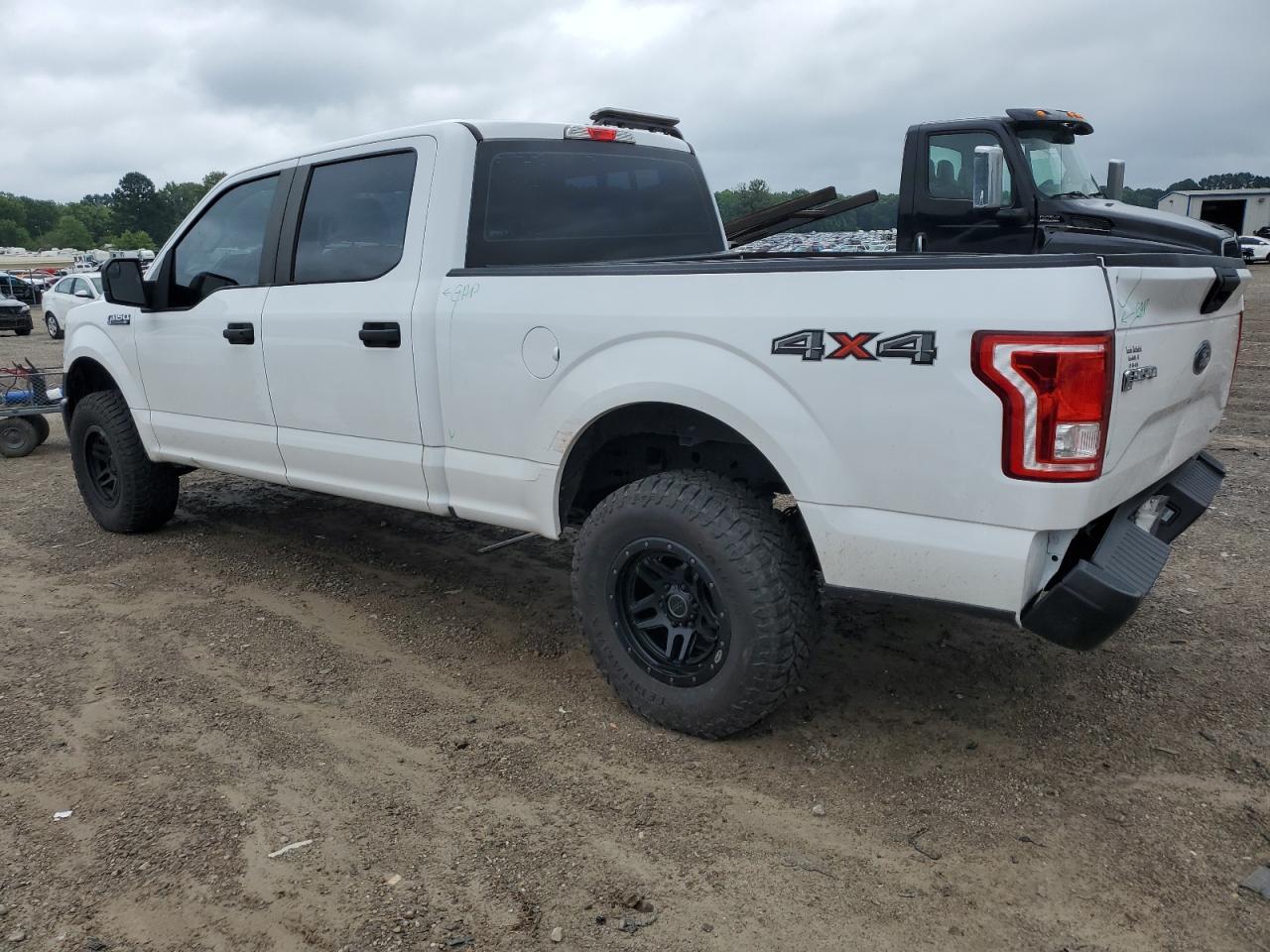 2016 Ford F150 Supercrew - Фото 2