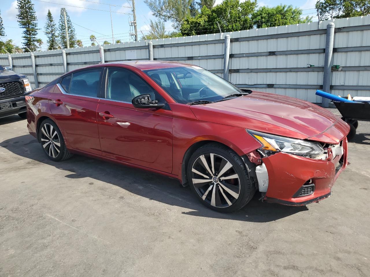2019 Nissan Altima Sr - Фото 7