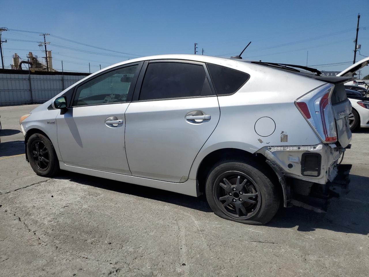 2013 Toyota Prius - Фото 2
