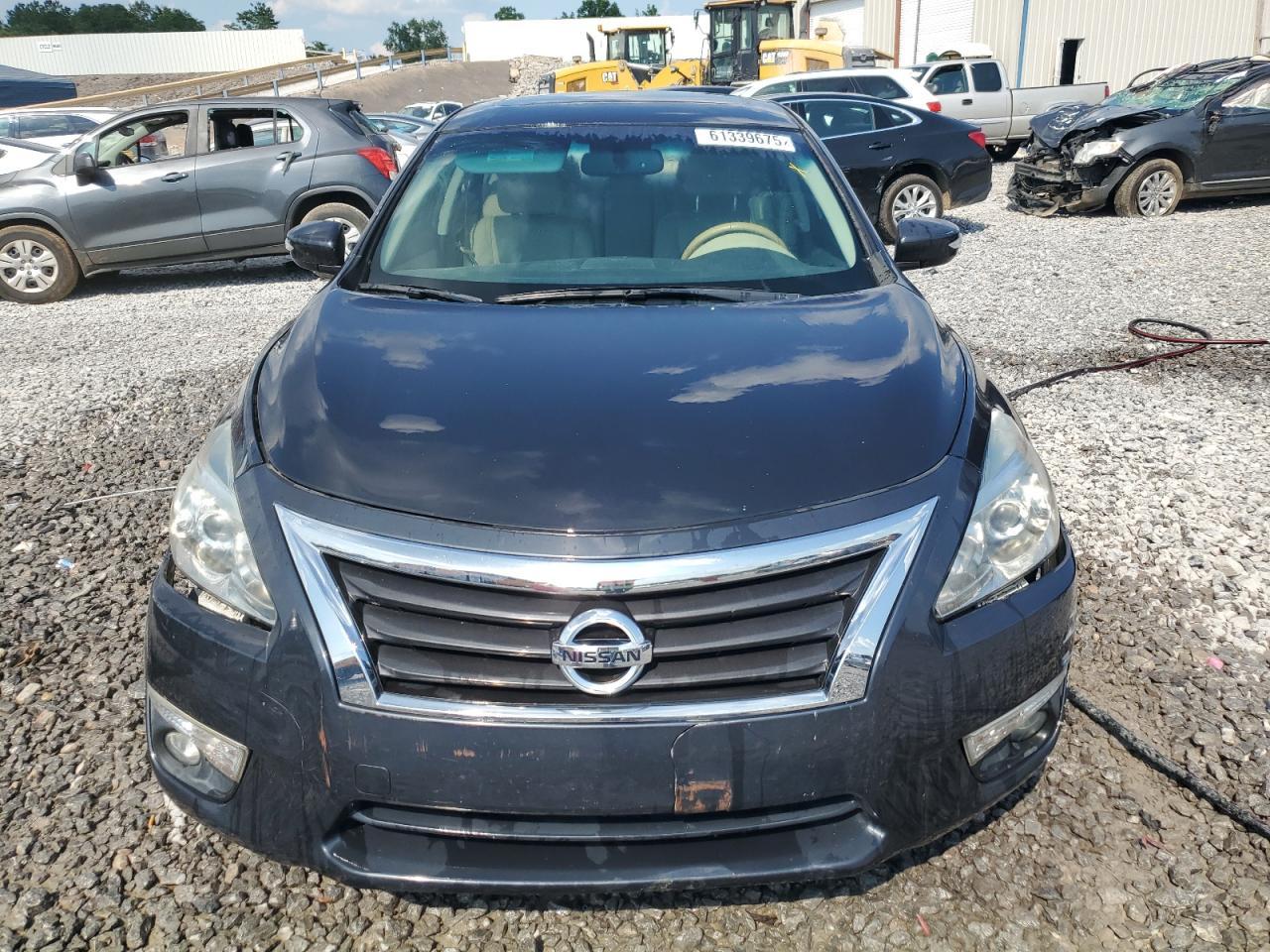 2015 Nissan Altima 2.5 - Image 5