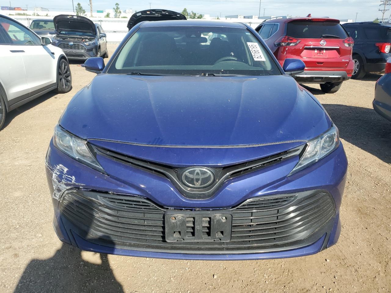 2018 Toyota Camry - Фото 5