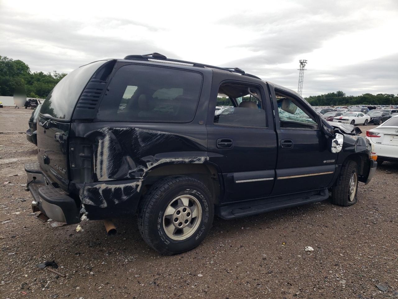 2002 Chevrolet Tahoe - Фото 3