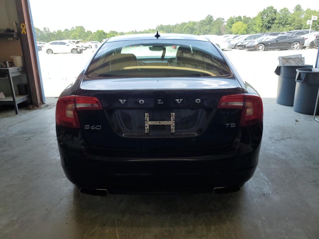 2016 Volvo S60 Premier - Image 6
