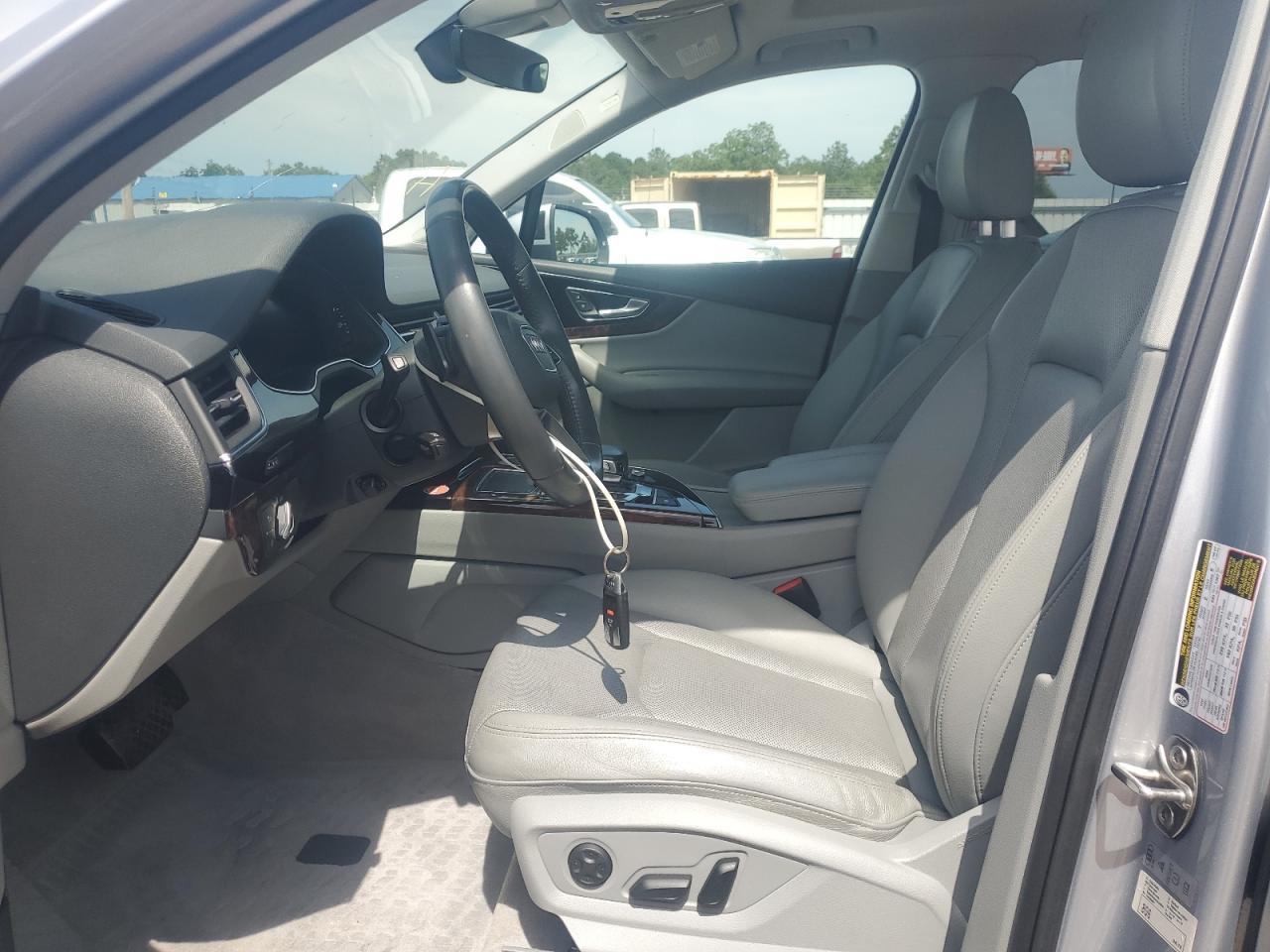 2019 Audi Q7 Premium Plus - Image 7