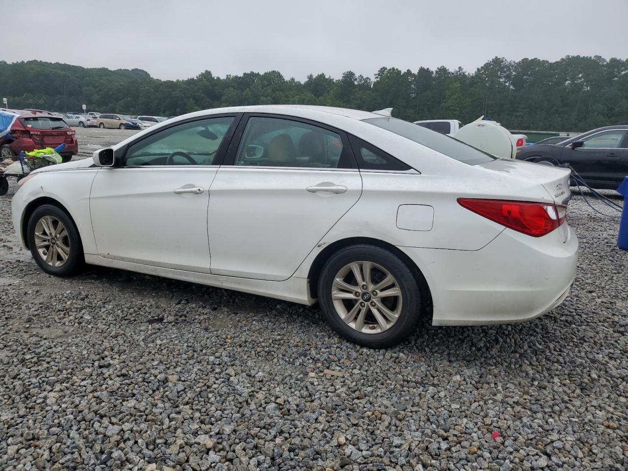 2013 Hyundai Sonata Gls - Image 2