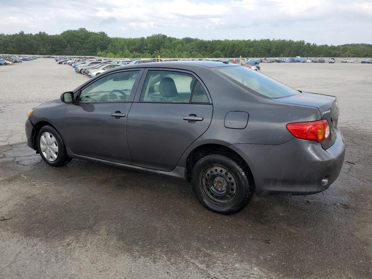 2010 Toyota Corolla Base - Фото 2