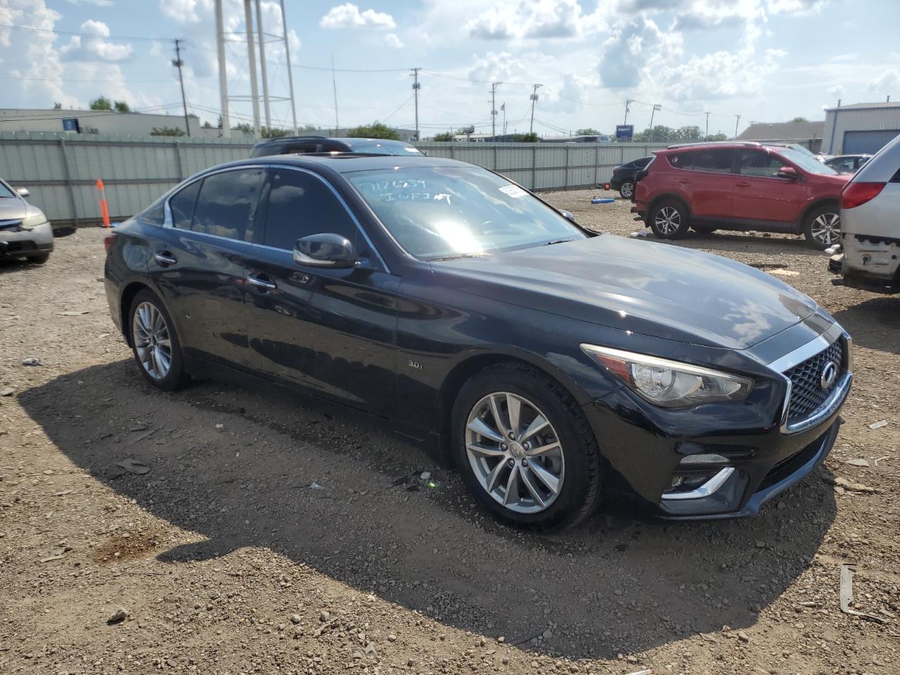 2018 Infiniti Q50 Luxe - Фото 4