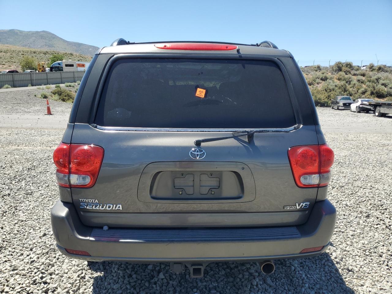 2005 Toyota Sequoia Sr5 - Фото 6