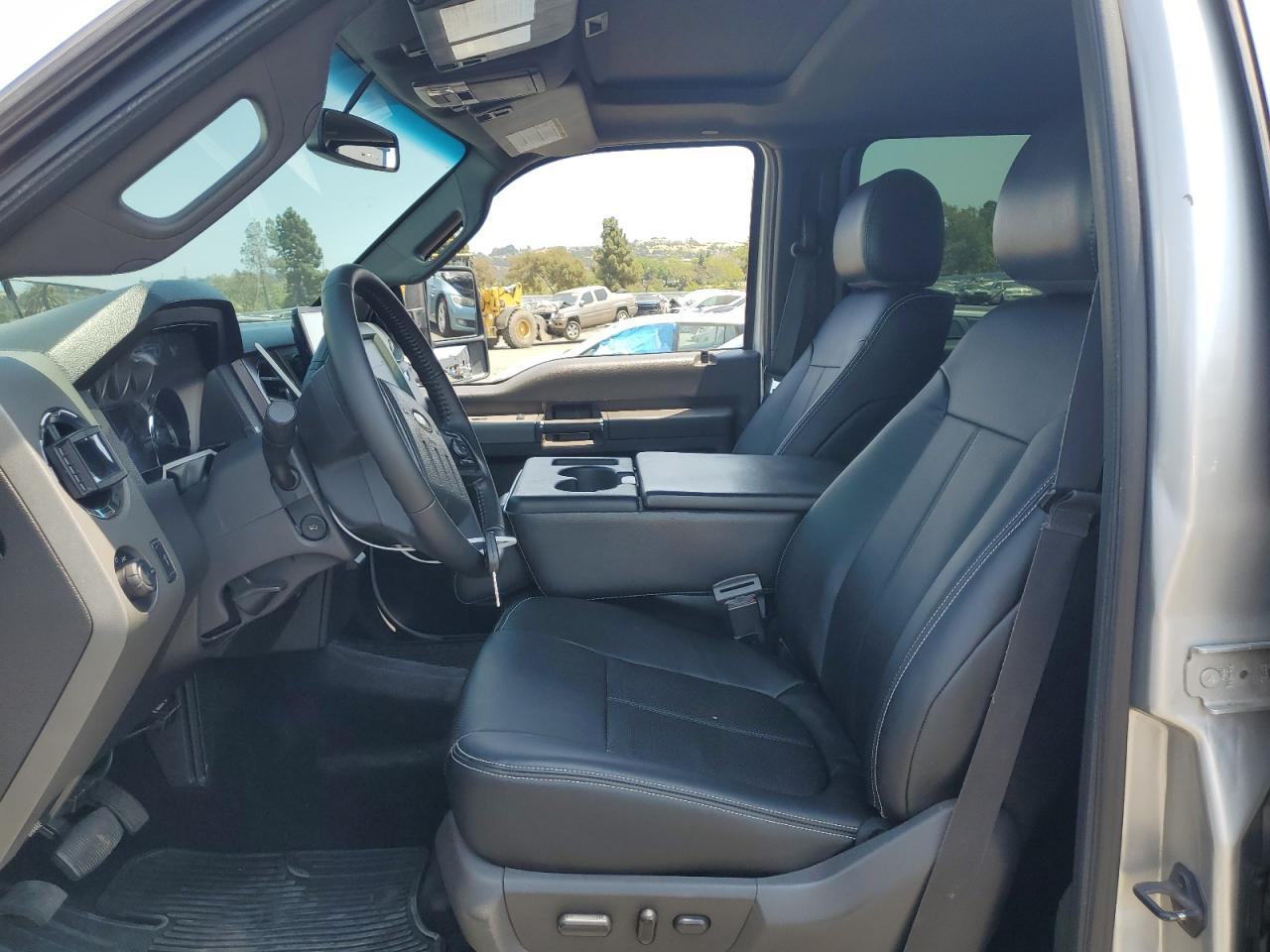 2012 Ford F250 Super Duty - Image 7