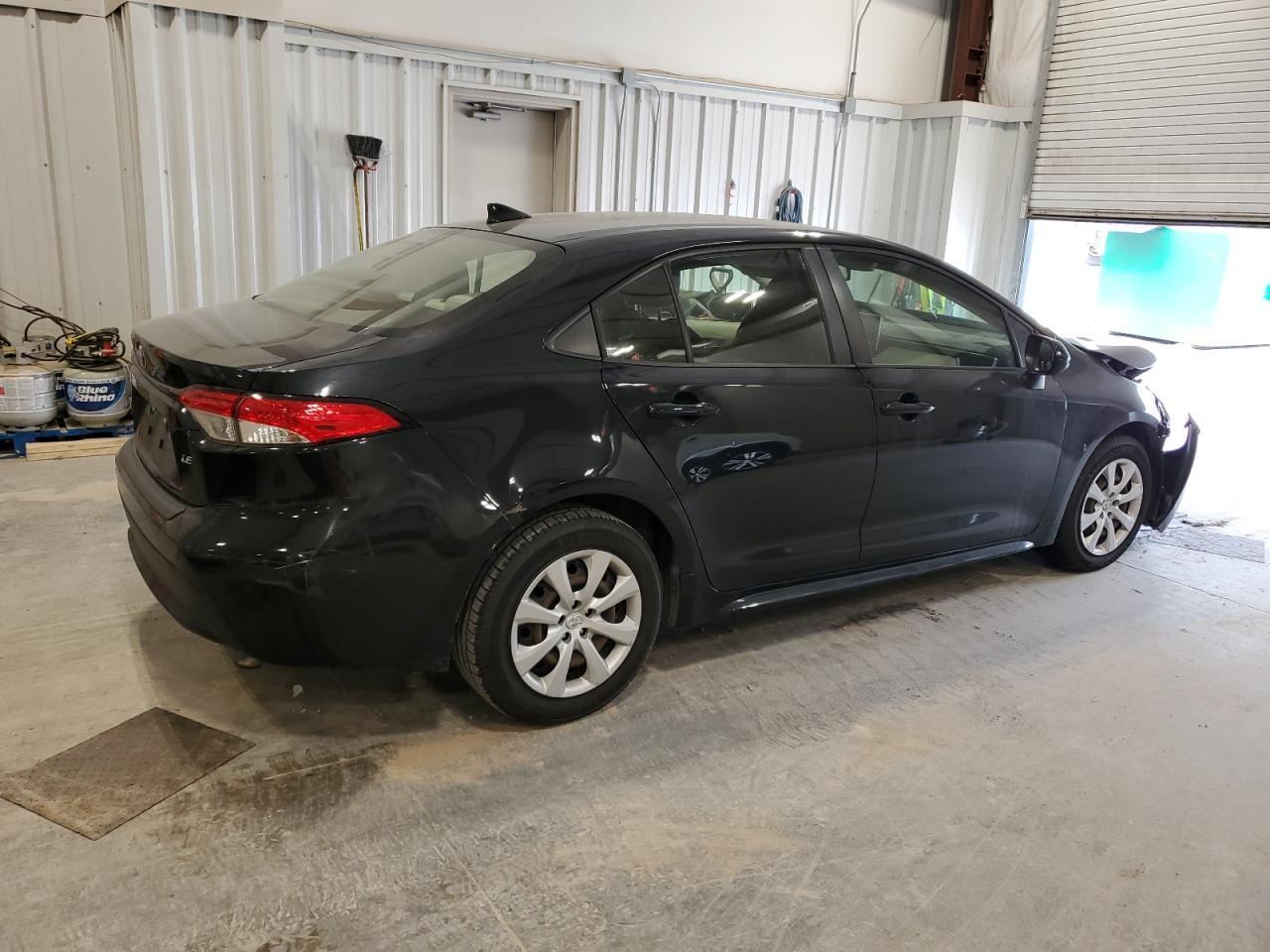 2020 Toyota Corolla Le - Image 3