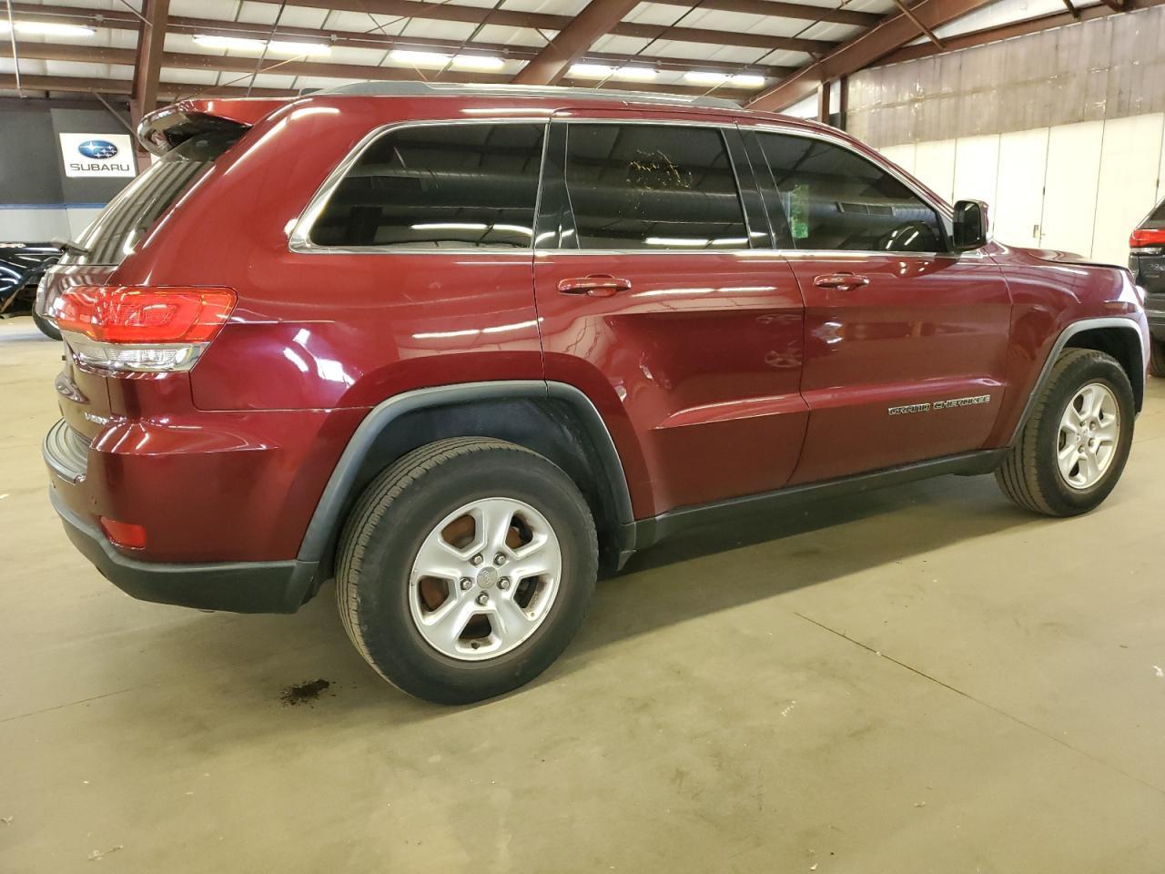 2017 Jeep Grand Cherokee Laredo - Image 3