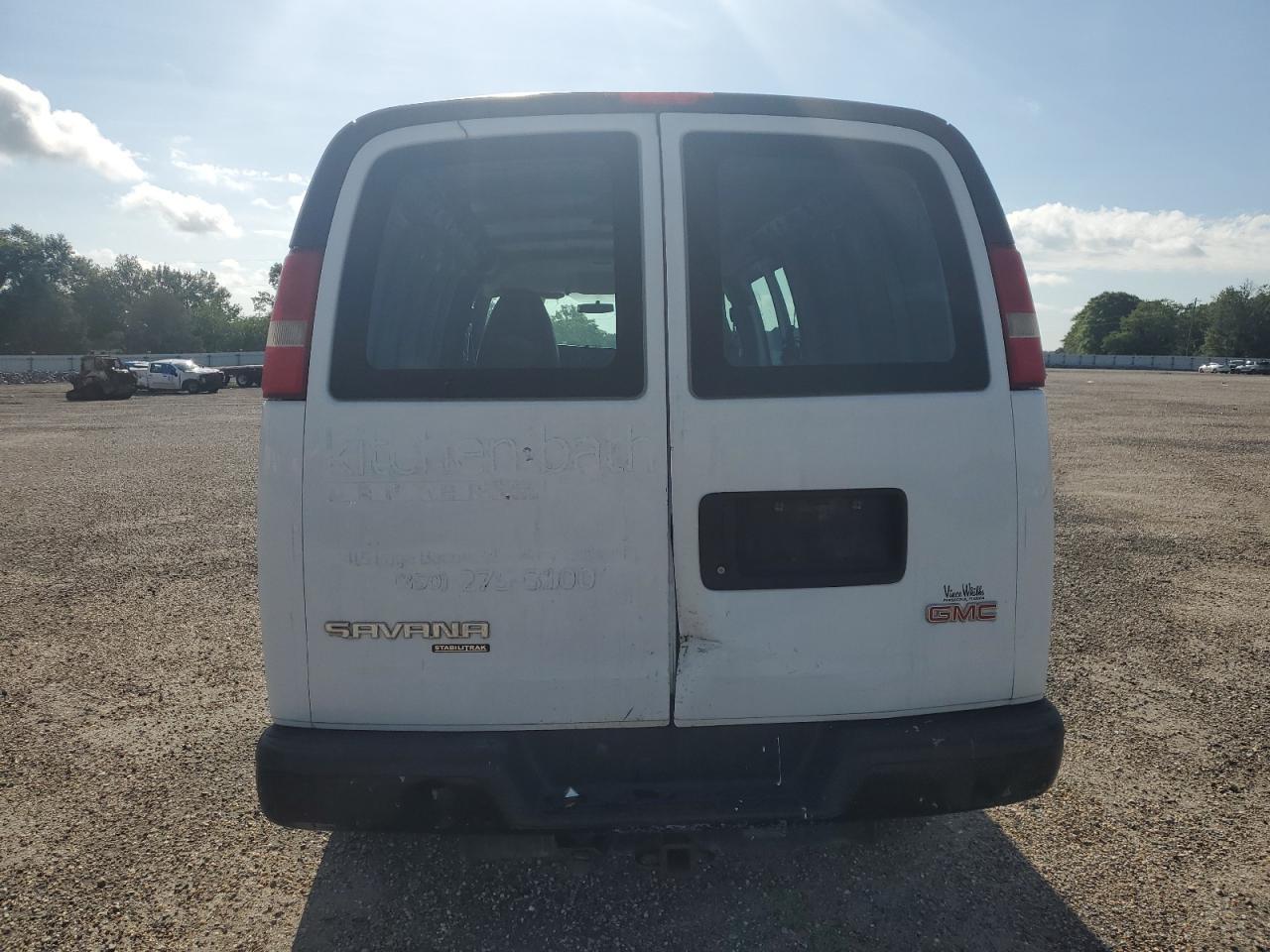 2015 GMC Savana G3500 - Фото 6