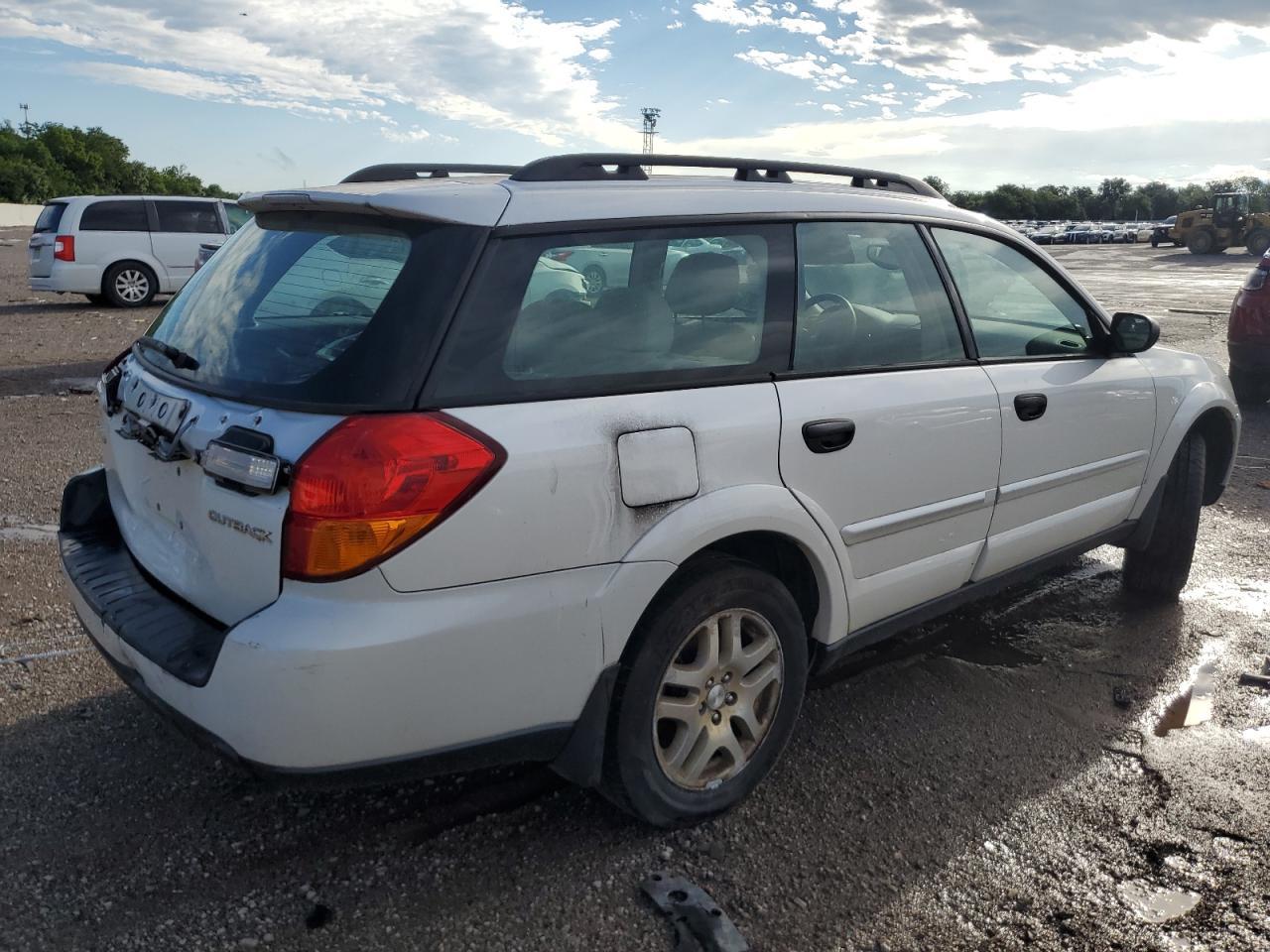 2006 Subaru Legacy Outback 2.5I - Фото 3