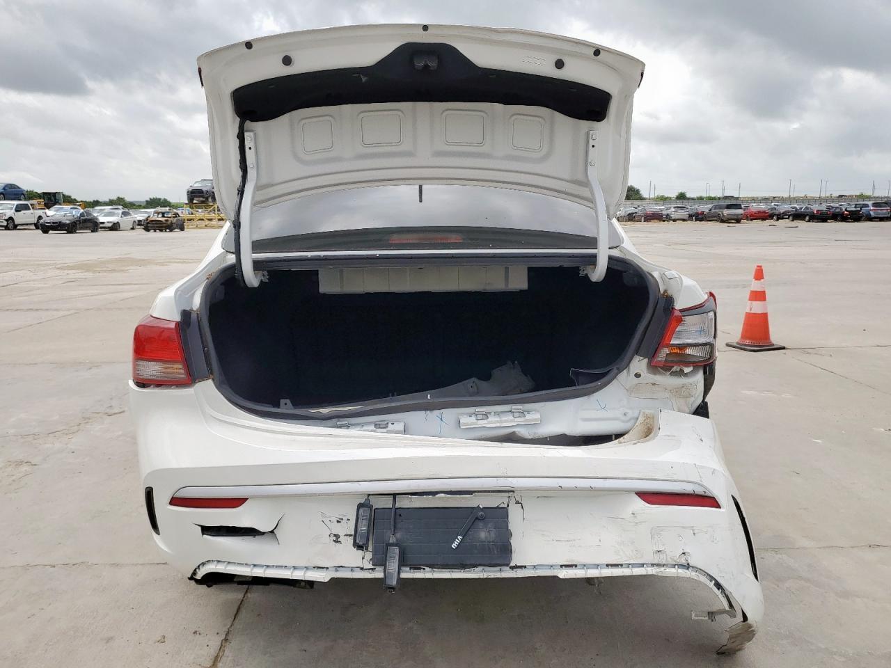 2023 Kia Rio Lx - Image 6