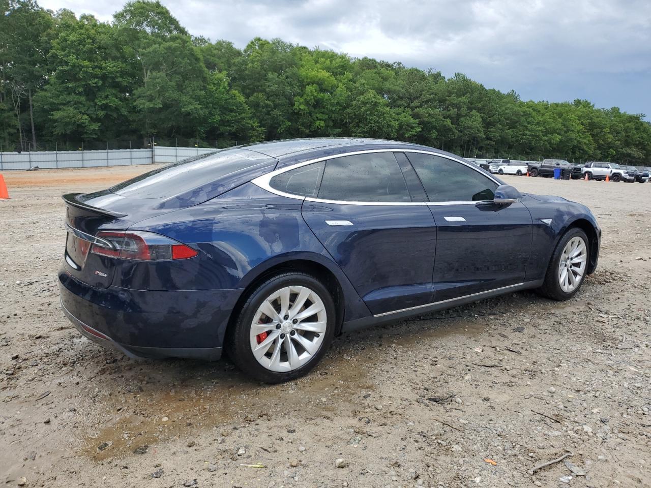 2015 Tesla Model S 85 - Фото 3