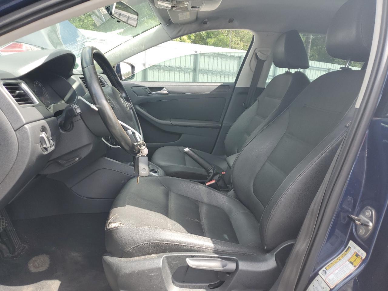 2011 Volkswagen Jetta - Image 7