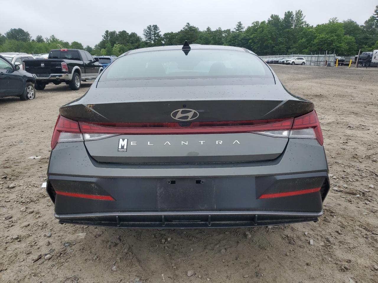 2024 Hyundai Elantra Sel - Image 6