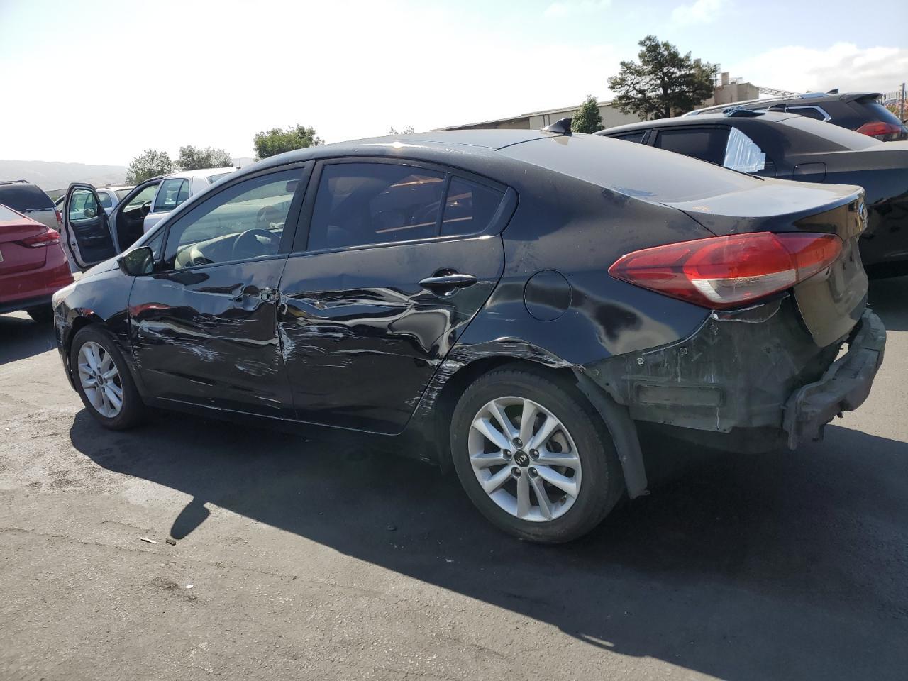 2017 Kia Forte Lx - Image 2