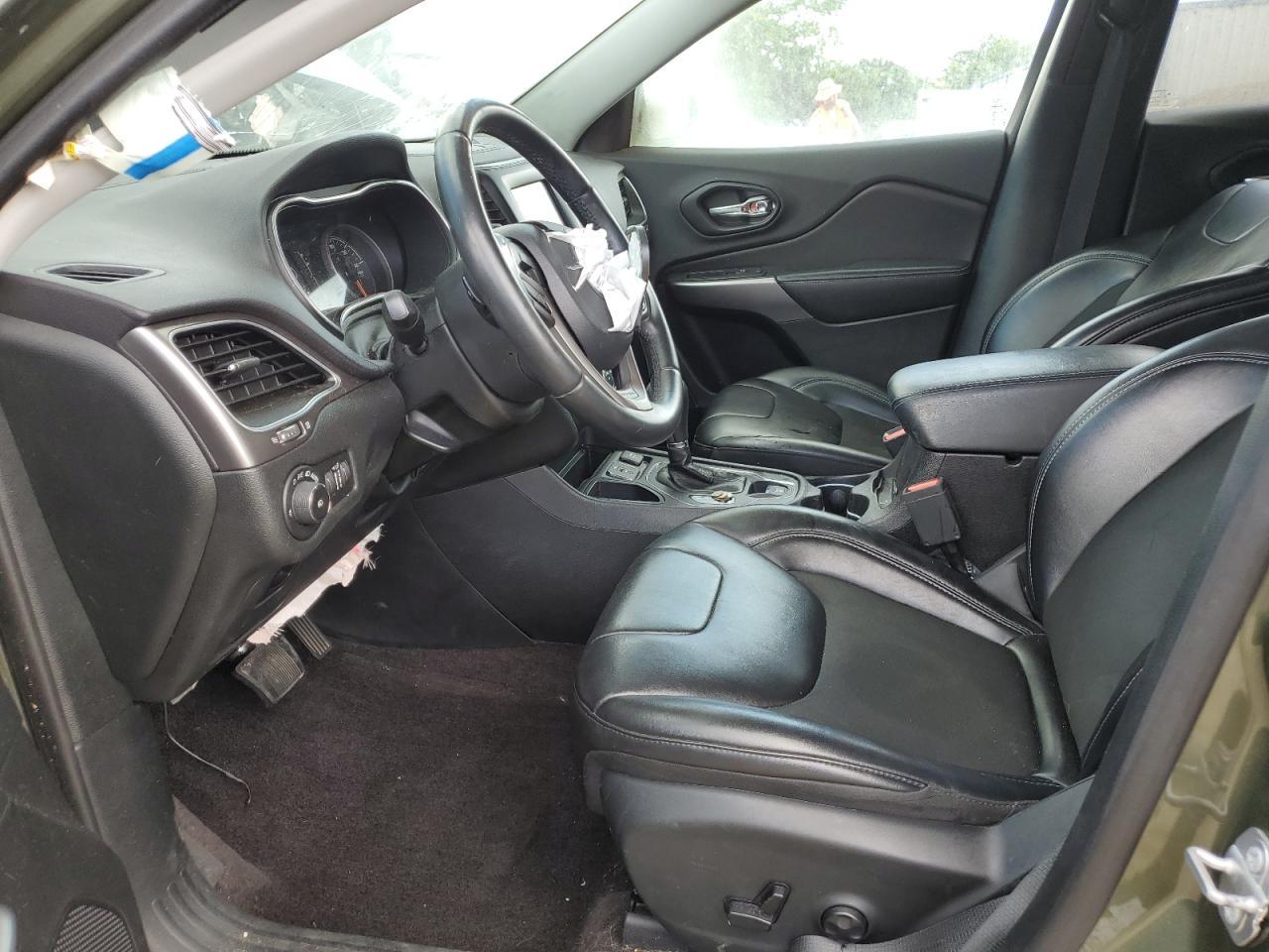 2019 Jeep Cherokee Latitude Plus - Фото 7