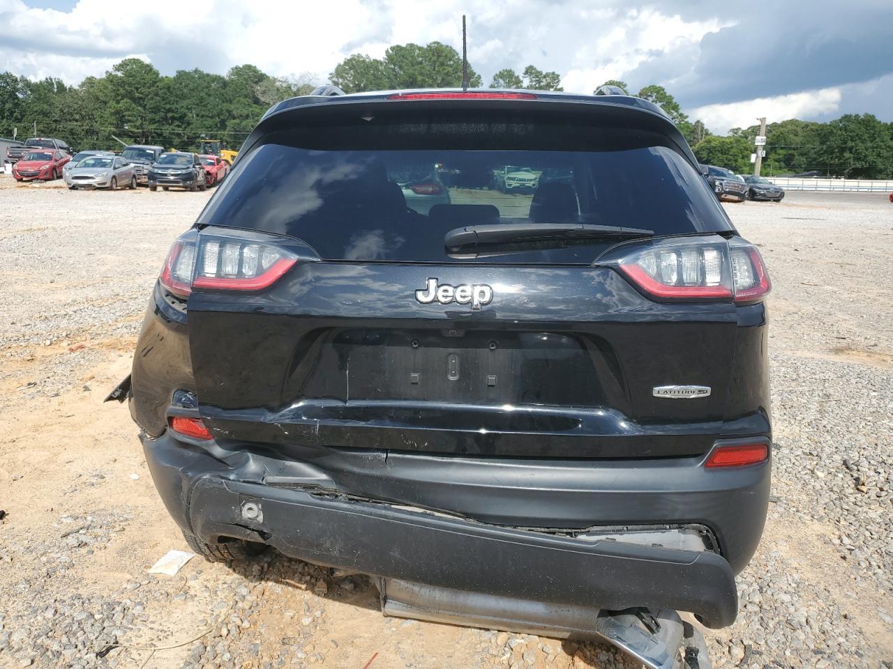 2022 Jeep Cherokee Latitude Lux - Image 6