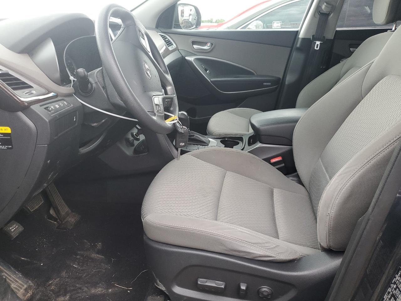 2017 Hyundai Santa Fe Se - Image 7