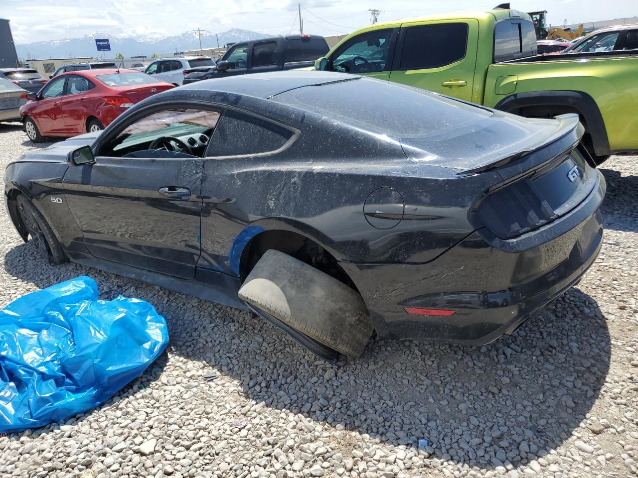 2015 Ford Mustang Gt - Фото 2