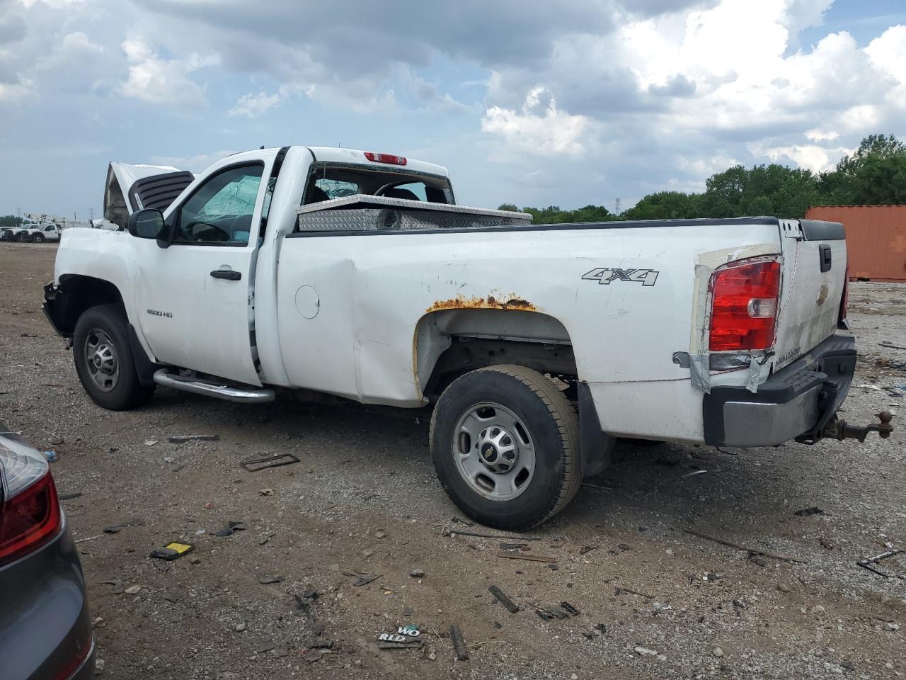 2014 Chevrolet Silverado K2500 Heavy Duty K2500 Heavy Duty - Image 2