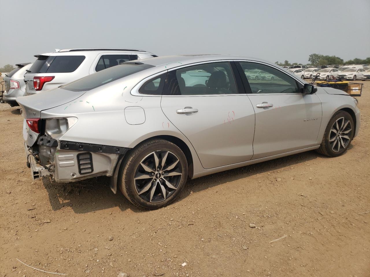 2018 Chevrolet Malibu Lt - Image 3