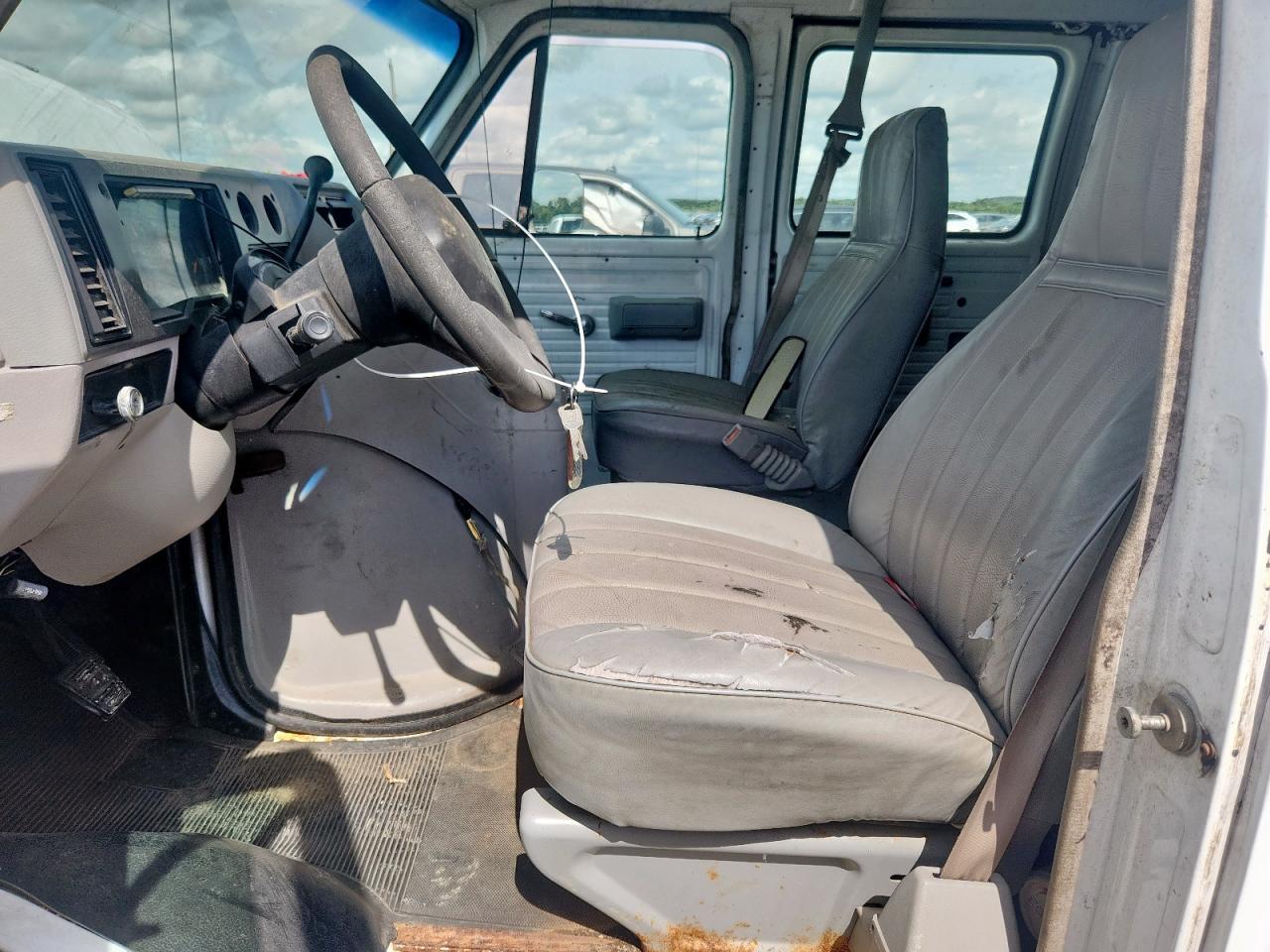1994 Chevrolet Van G3500 - Image 7