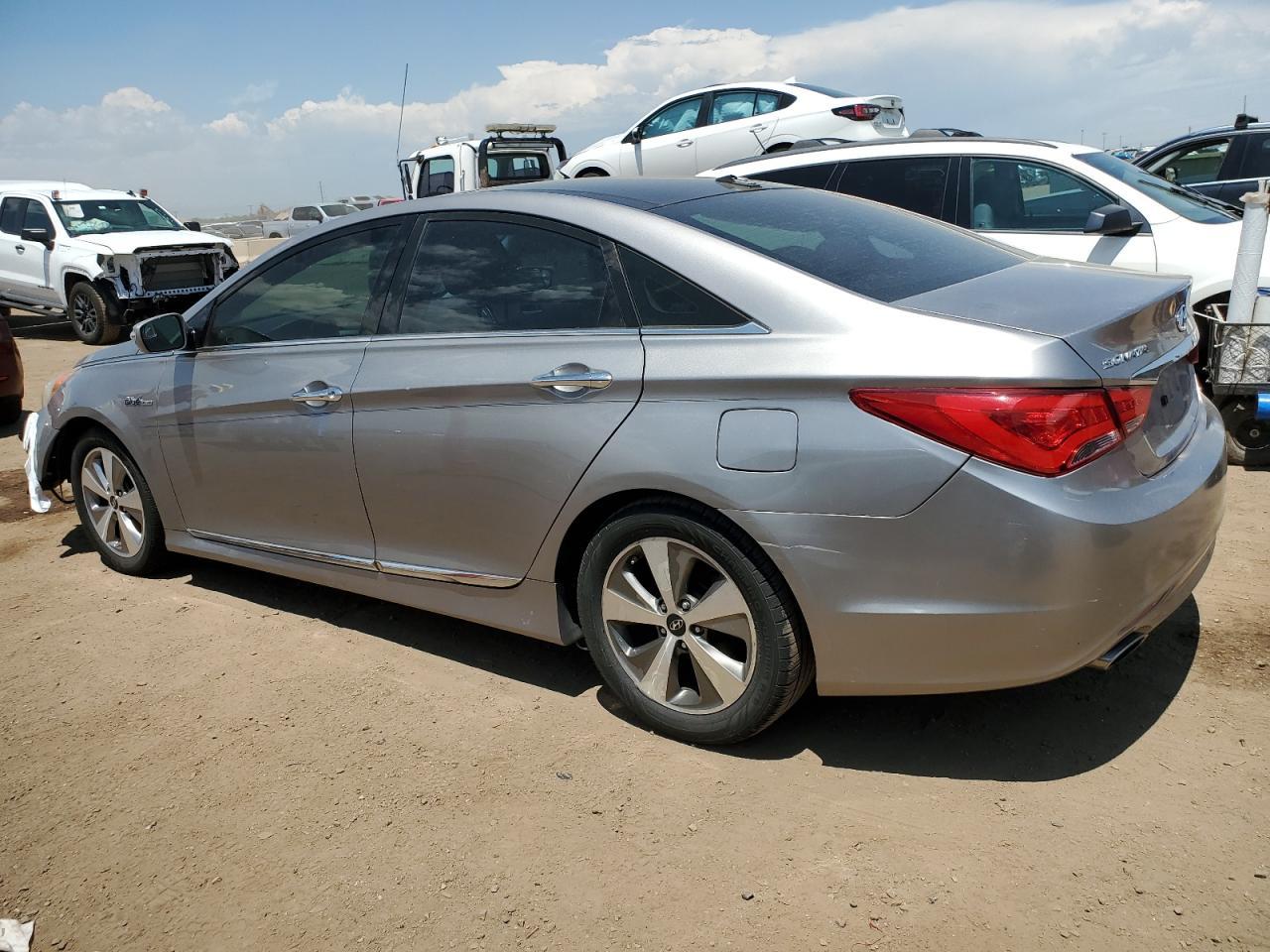 2012 Hyundai Sonata Hybrid - Image 2