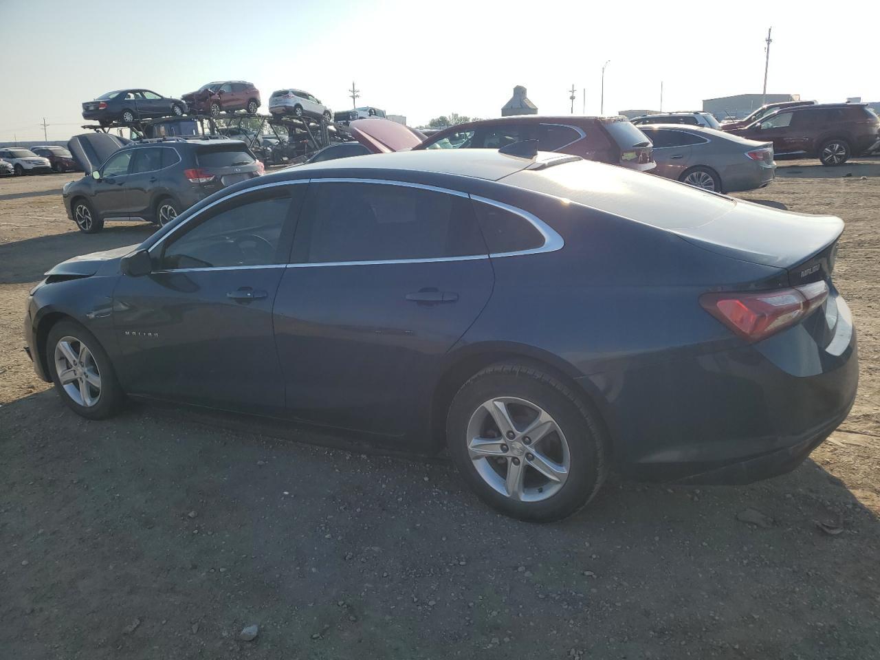 2020 Chevrolet Malibu Lt - Фото 2