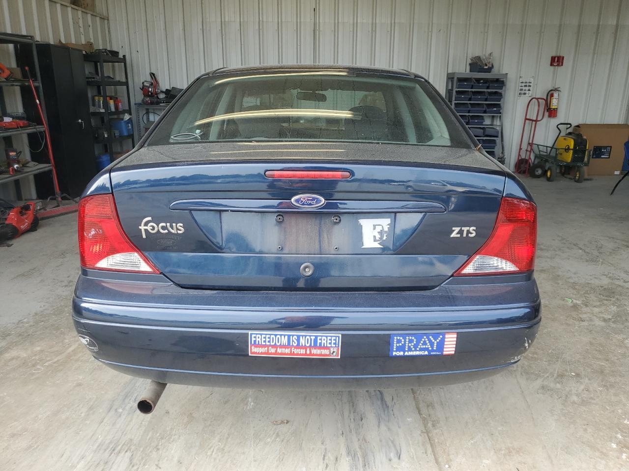 2004 Ford Focus Zts - Фото 6