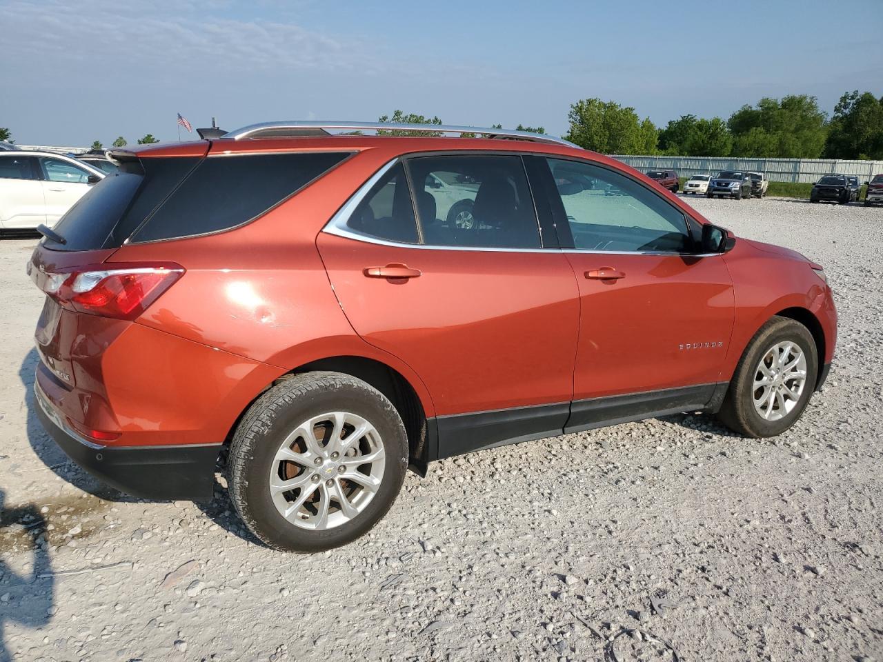 2020 Chevrolet Equinox Lt - Фото 3